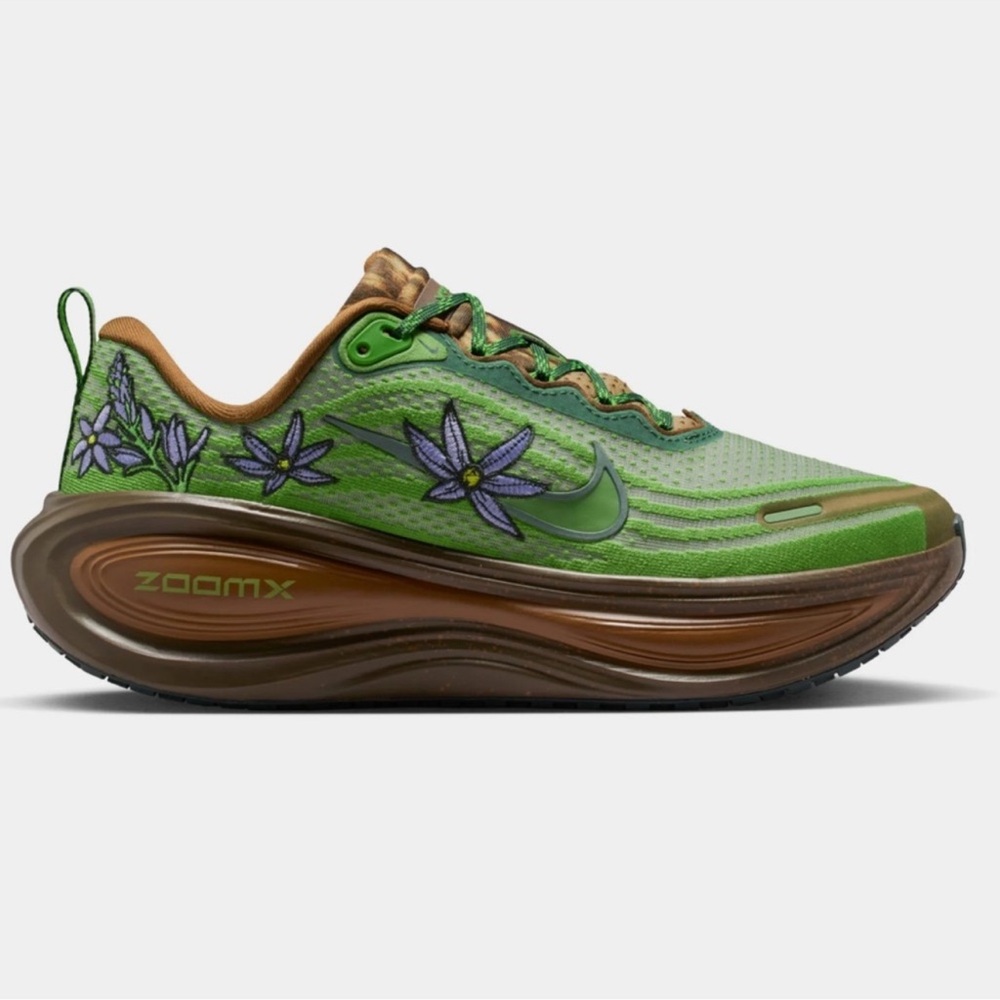 Sold Out!  Women's Nike Vomero Plus Molly Sz 8